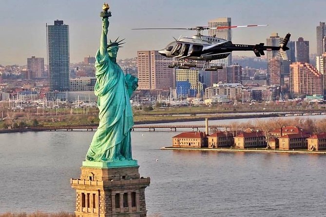 Manhattan Sky Tour New York Helicopter Flight