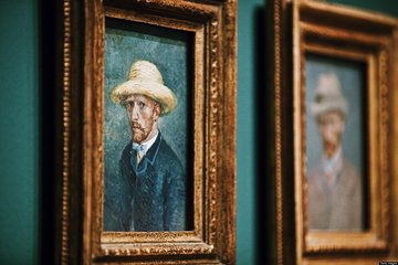 Van Gogh Museum: Exclusive Guided Tour with Reserved Entry