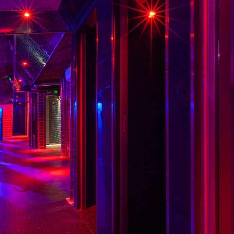 Pleasuredrome Spa & Bar in London